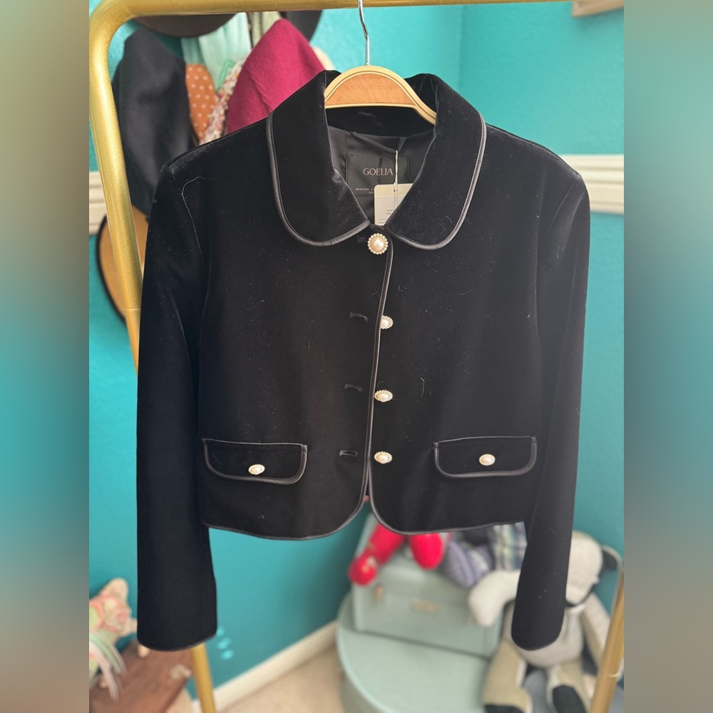 Goelia Black Velvet Women's Jacket